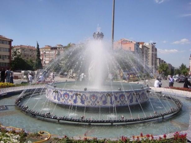 <p>İl: Kütahya<br />
İlçe: Merkez<br />
Nüfus: 232.123</p>

<p> </p>
