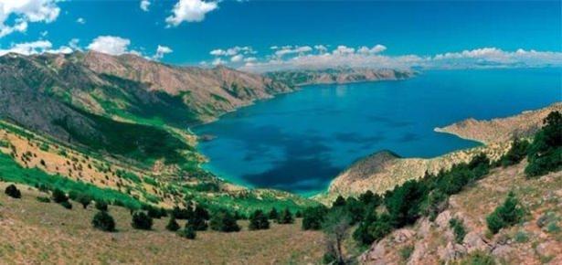 <p>İl: Van<br />
İlçe: İpekyolu<br />
Nüfus: 279.660</p>

<p> </p>
