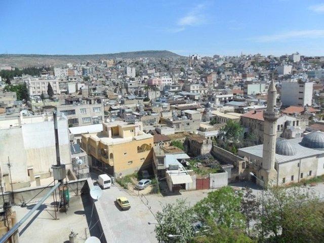 <p>İl: Kilis<br />
İlçe: Merkez<br />
Mahalle: Ekrem Çetin<br />
Nüfusu: 11268</p>
<p> </p>