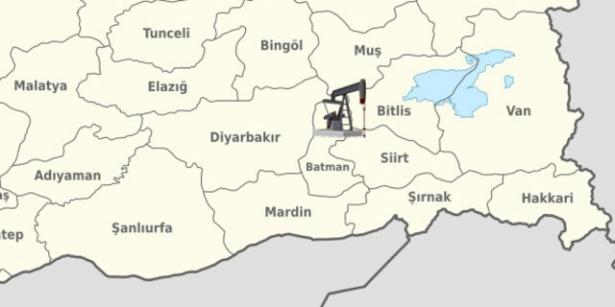<p>YER: BATMAN - KOZLUK<br />
TARİH: Ocak 2014<br />
DERİNLİK: 2856 metre<br />
PETROLÜN KALİTESİ: 33.4 graviteli</p>