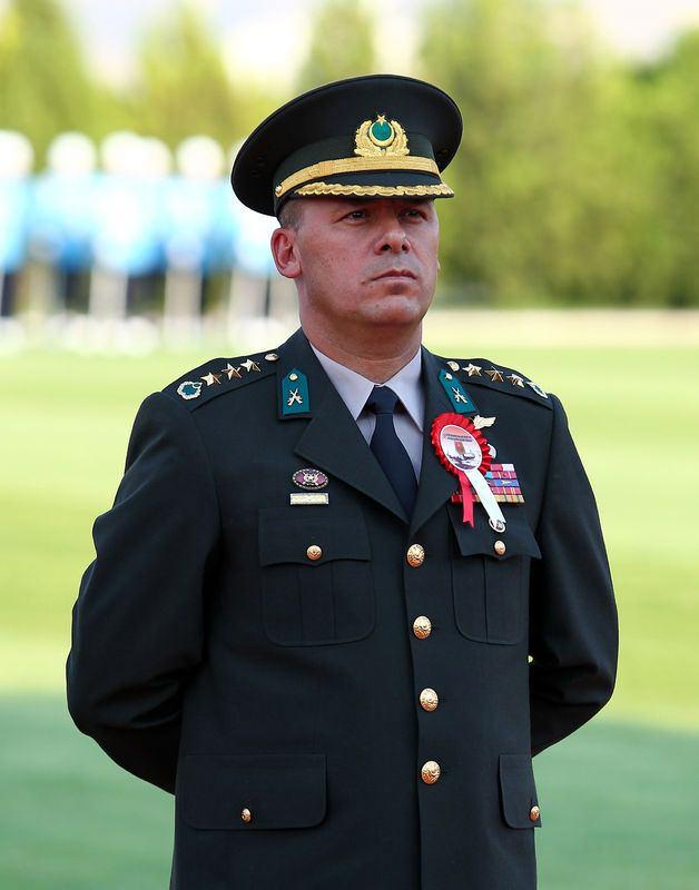 <p>Bolu 2. Komando Tugay Komutanı Tuğgeneral İsmail Güneşer</p>