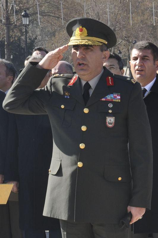 <p>5'inci Zırhlı Tugay Komutanı Tuğgeneral Murat Soysal</p>

