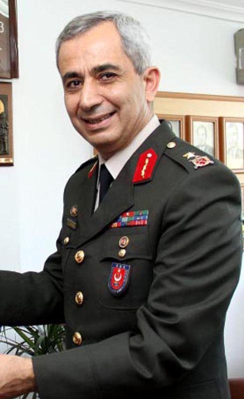 <p>Garnizon Komutanı Tuğgeneral Birol Şimşek</p>
