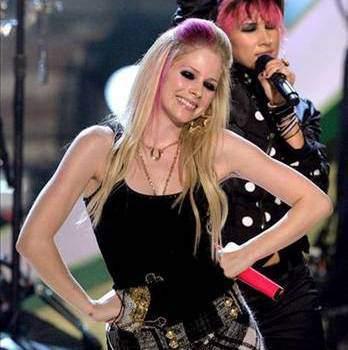 <p>Avril Lavigne</p>

<p> </p>
