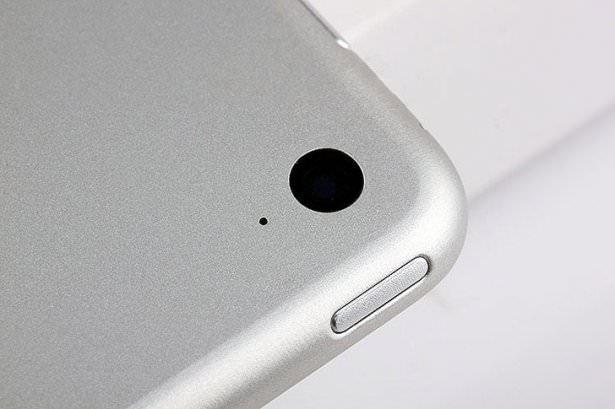 <p>Apple'ın iPhone 6 ve iWatch ile birlikte beklenen yeni tableti iPad Air 2'ye ait çok net fotoğraflar yayınlandı.</p>
<p> </p>