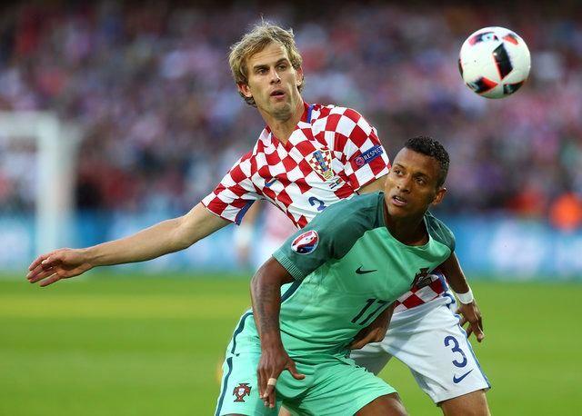 <p>LUIS NANI<br />
<br />
14.5 MİLYON EURO</p>
