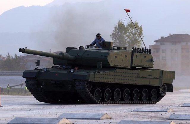 <p>Bu amaçla Altay, modern tanklarda kullanılan en yeni teknolojilerle donatıldı. Altay, sahip olacağı üstün ateş gücü ve isabet oranı, yüksek hareket kabiliyeti ile Türk Silahlı Kuvvetleri’nin en temel ve caydırıcı güçlerinden biri olacak.</p>

<p> </p>
