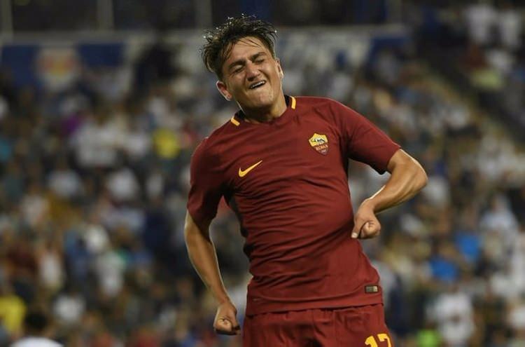 <p><strong>Tuttosport</strong> ise,<strong> "Sahanın her yerinde görülen isimdi. Büyük yetenek, Roma'nın beraberliği sağlayan golü atmasında önemli bir rol oynadı" </strong>değerlendirmesini yaptı.</p>

