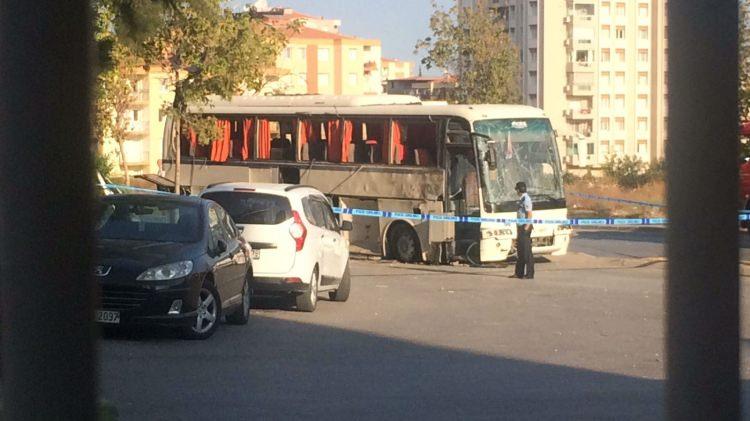 <p>İzmir Emniyet Müdürü Hüseyin Aşkın olay yerine geldi.</p>
<p> </p>