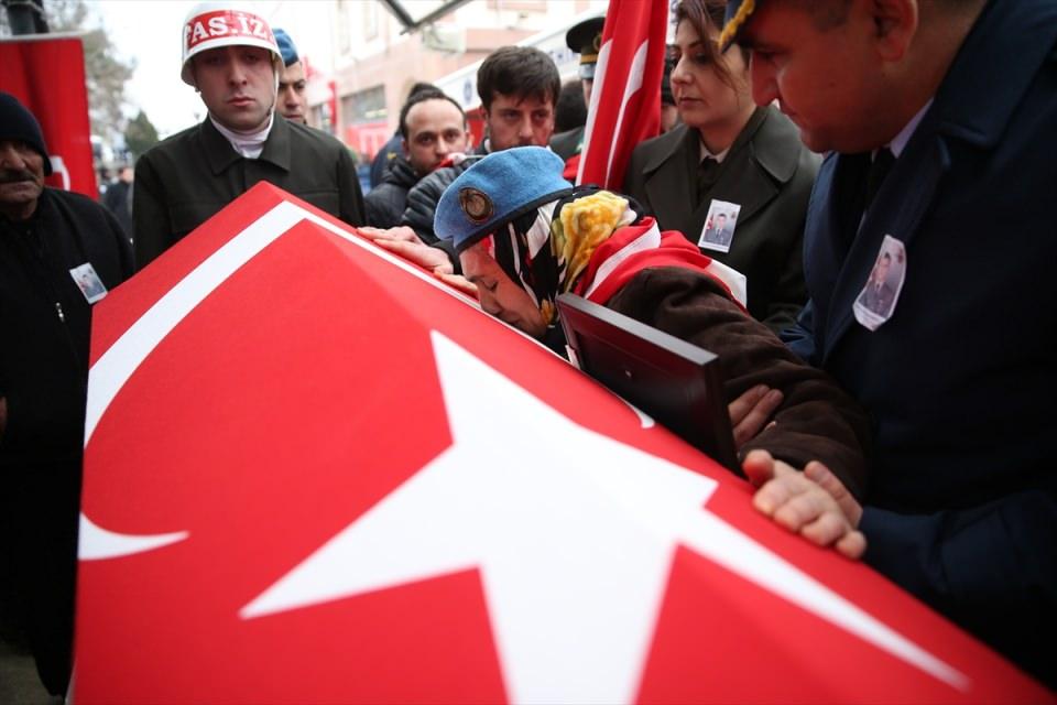 <p>Piyade Uzman Çavuş Ferhat Demir - Bursa<br />
 </p>
