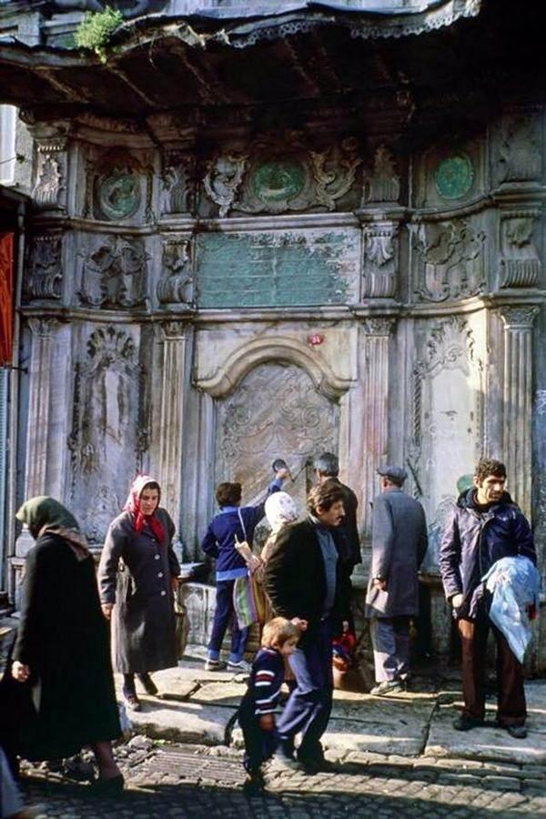 <p>Eminönü, 1974</p>

<ul>
</ul>
