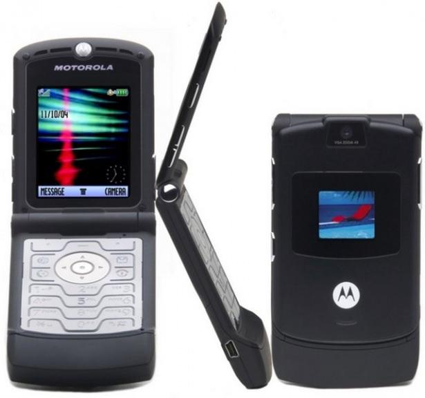 <p>7- Motorola RAZR V3Satılan ürün adeti: 130 milyon</p>