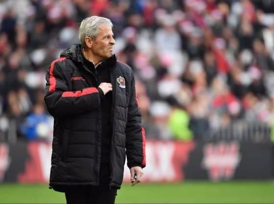 <p>17 Lucien Favre</p>

<p>Takım: Nice</p>
