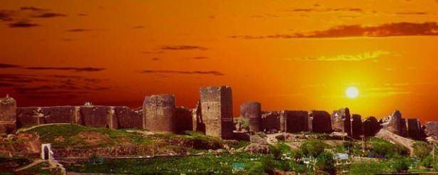 <p><strong>DİYARBAKIR</strong><br />
4.047.106.000 TL</p>
