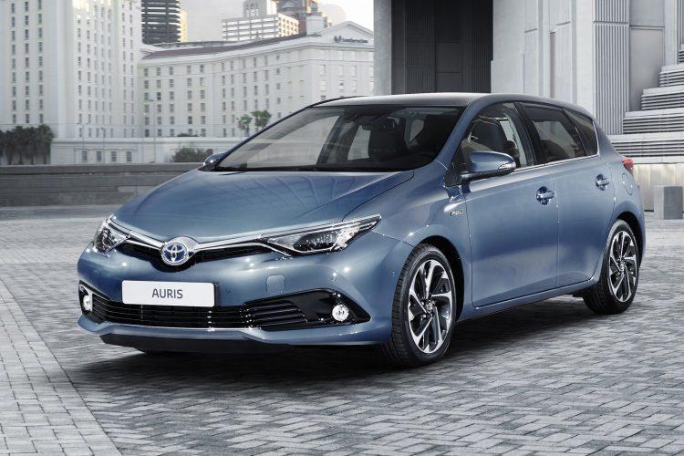<p><strong>Auris</strong></p>
<p>1.33 Life 54,950 TL</p>
<p>1.6 Active <strong>67,000 TL</strong></p>