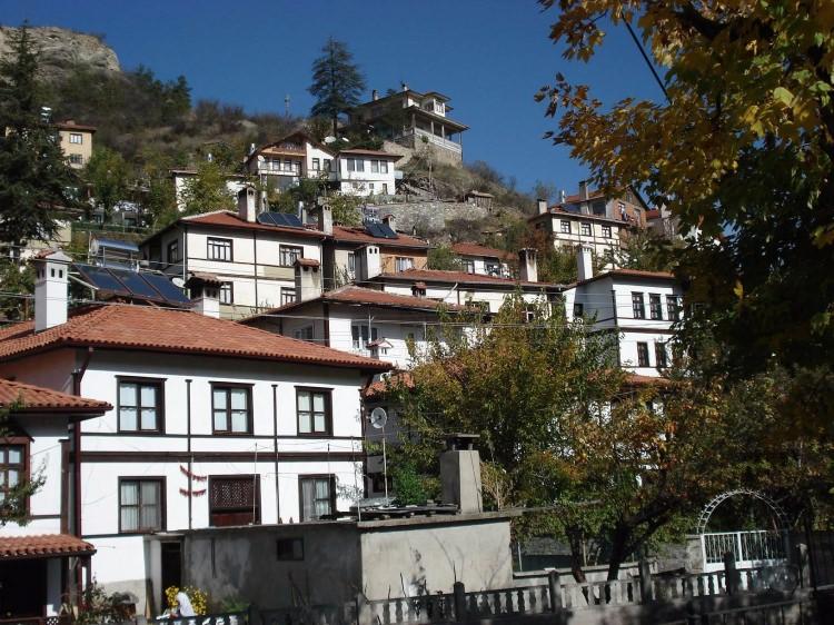 <p><strong>BOLU</strong></p>

<p>Yüzde 15 - yüzde 20</p>
