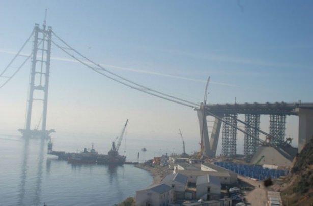 <p>İstanbul'dan İzmir'e seyahati 9 saatten 3,5 saate indirecek Gebze İzmir otoyoluyla ulaşımdan turizme kadar değişim söz konusu olacak.</p>

<p> </p>
