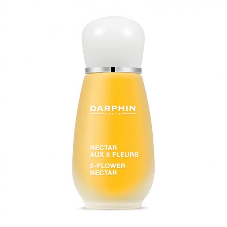 <p><strong>8. Darphin 8 Flower Nectar</strong></p>
<p>Kuru yüz yağı cildi besler, yumuşatır, sıkılaştırır ve ciltteki kırışıkların giderilmesine yardımcı olur. 8 farklı bitki özüyle cildi besleyen yağın formulünde gül, iris, ve ylang ylang bulunur.</p>
