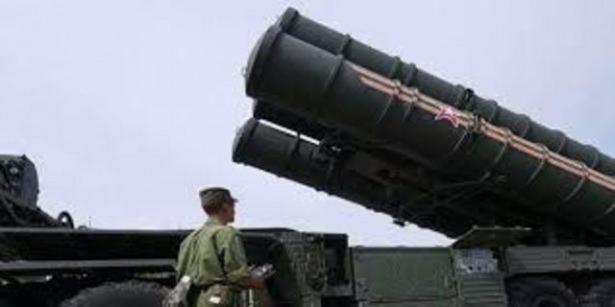 <p>Saniyede 4,8 km gibi &ccedil;ok y&uuml;ksek hızla balistik f&uuml;zeyi &ouml;nlemesi planlanmıştır. İki farklı f&uuml;ze tipi tasarlanmıştır. Birincisi 400 km. menzilli B&uuml;y&uuml;k f&uuml;ze (big misille). Diğeri ise 120 km. mesafe i&ccedil;inde u&ccedil;ak ve u&ccedil;aktan atılan f&uuml;zelere karşı etkili olan 9M96tipi f&uuml;zedir.</p>

<p>&nbsp;</p>
