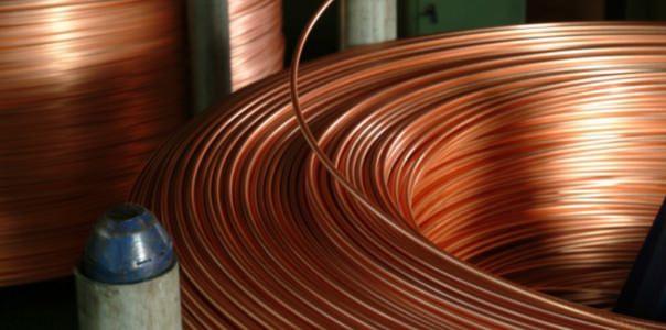 <p><span style="color:#D3D3D3"> Ortalama olarak bir arabada 914 metre kadar elektrik kablosu vardır.</span></p>