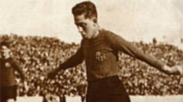 <p>Messi, 1912'de Paulino Alcantara'nın ardından A takım formasını giyen en genç Barcelona'lı oyuncu olmuştu.</p>
<p> </p>
