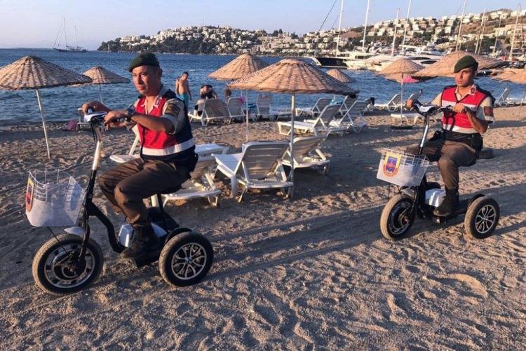 <p>Bodrum İlçe Jandarma Komutanlığı tarafından jandarma sorumluk bölgesindeki ekiplere ginger dağıtıldı.</p>