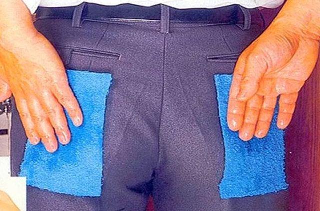 <p>Arka cepleri el bezi olan pantolon&nbsp;</p>
