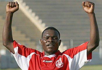 <p><strong>C. Nsofwa   </strong><br />
Yaş: 28<br />
Ülke: Zambiya<br />
Kulübü: Hapoel Beersheba    <br />
Yıl: 2007</p>
