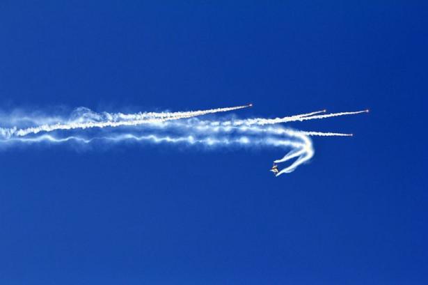 <p>Bizim dışımızda F-16'yla gösteri yapan dünyada 4 solo ekibi var; Belçika, Hollanda, Yunanistan ve ABD. Gösterimiz yaklaşık 20 dakika sürüyor ve bu sürede yaklaşık 3,5 ton yakıt harcıyoruz</p>