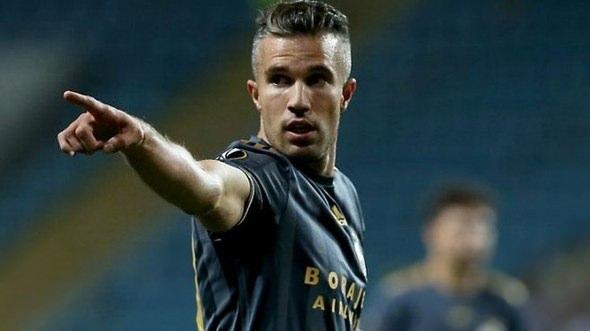 <p><strong>DAHA FAZLA ŞANS BULACAKLAR: </strong></p>

<p> </p>

<p>Volkan Şen, Robin van Persie Dick Advocaat, Bursa maçındaki Volkan’ın hırsına ve performansına hayran kaldı. </p>
