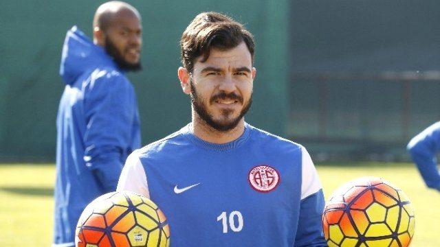 <p>Yekta Kurtuluş(Antalyaspor)</p>