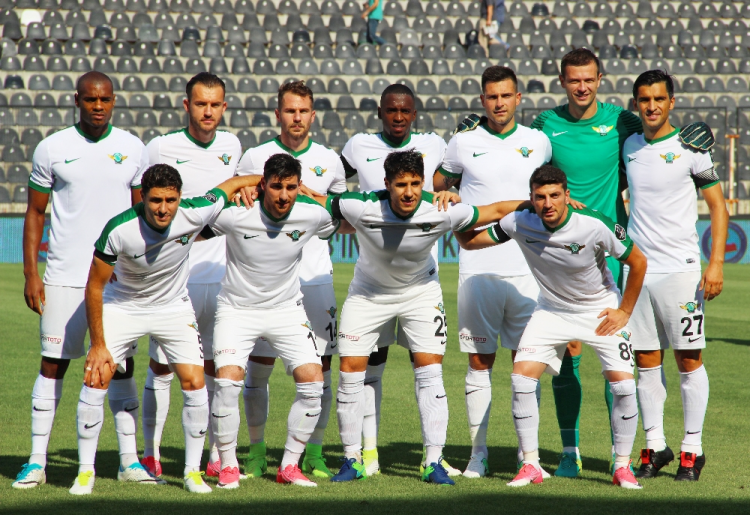 <p>Süper Lig: Akhisar Belediyespor <br />
<br />
(Süper Lig'de 5 Yıl)</p>