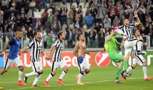 <p>Şampiyonlar Ligi çeyrek final ilk maçında Juventus, Monaco’yu 1-0 yenerek rövanş için az da olsa bir avantaj elde etti.</p>
