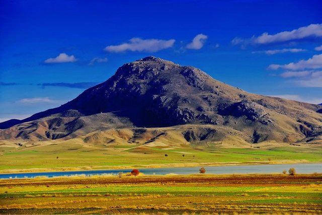 <p>İl: Burdur<br />
İlçe: Merkez<br />
Nüfus: 75.460</p>

<p> </p>
