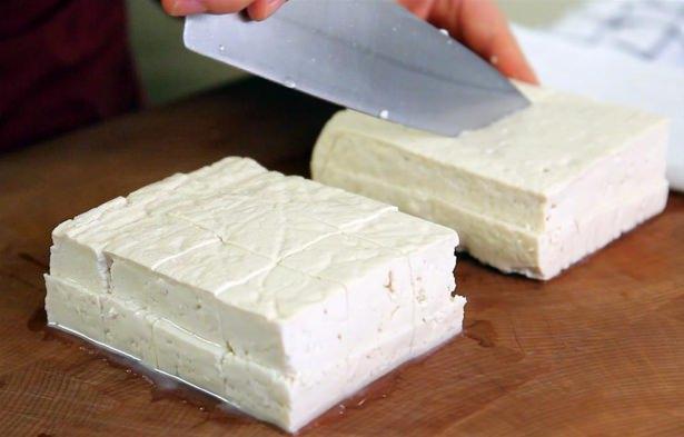 <p><strong>E vitamini</strong></p>

<p>Tofu</p>
