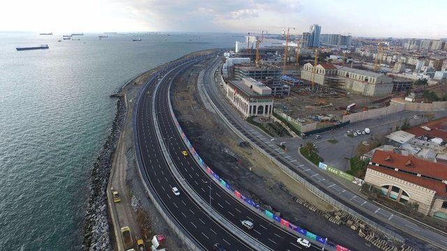 <p>BOĞAZIN 106 METRE ALTINDAN GEÇİYOR</p>

<p> </p>

