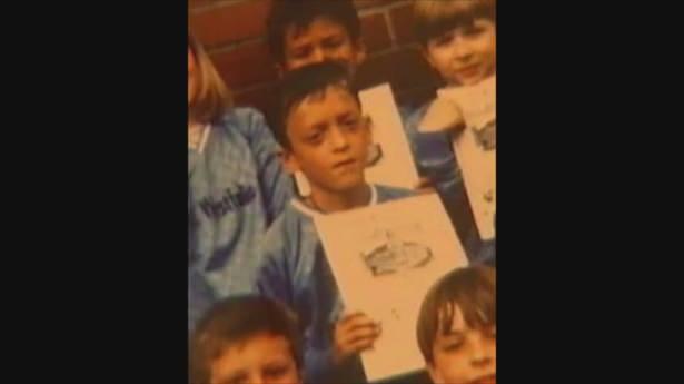<p>Mesut Özil</p>
