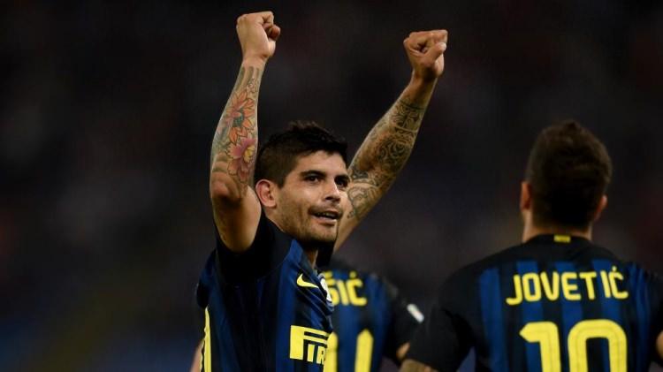 <p>95 - Ever Banega - Inter</p>
