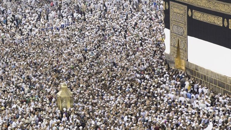 <p>Mülkle şımaranlardan eyleme Allah’ım. İmkanla azanlardan eylem Allah’ım. </p>
