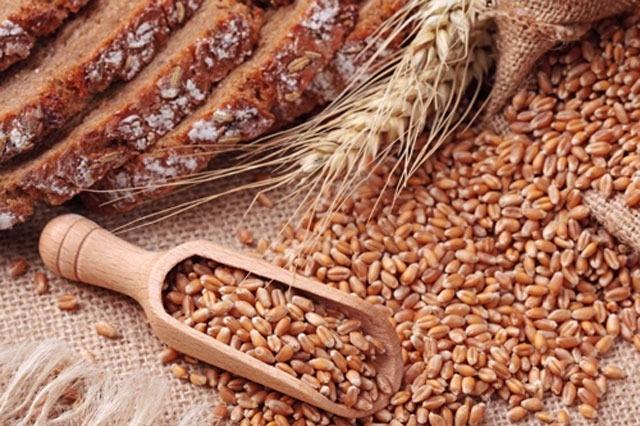 <p>Saflaştırılmış ekmek ve tahıl ürünlerinin yerine, tam tahıllı ekmek ve tahıl grupları tercih edin. </p>
<p> </p>