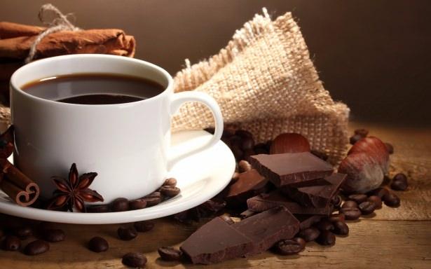<p>11- Kahve depresyona girme riskini düşürüyor.</p>

<p> </p>

