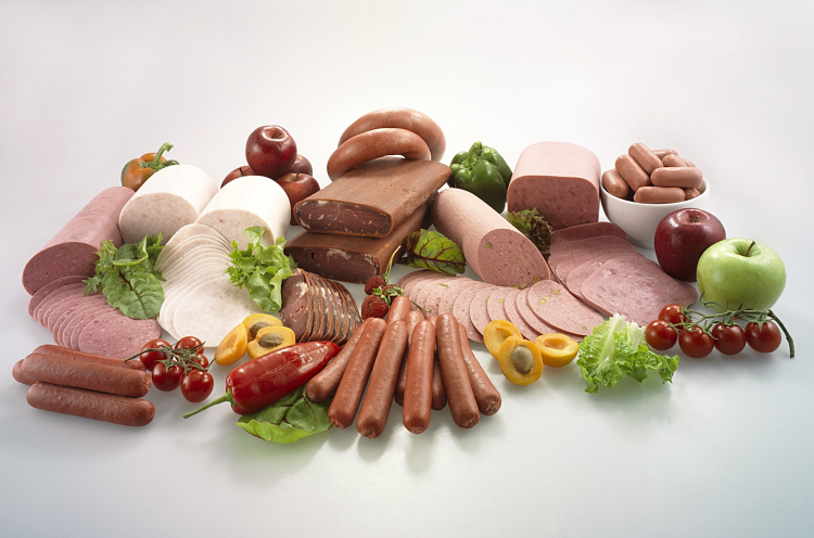 <p>Konserve gıdalar, sosis, salam, sucuk gibi</p>
