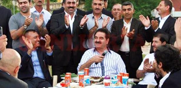 Ünlü Sanatçı İbrahim Tatlıses, 2011 yılında uğradığı silahlı saldırının ardından ilk kez şarkı söyledi.
