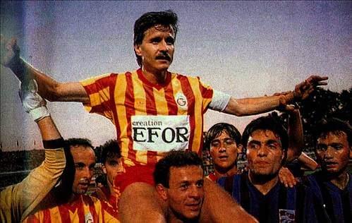 <p>Cüneyt Tanman - Galatasaray</p>
<p> </p>