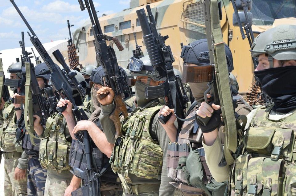 <p>Operasyon süresince kahramanca mücadele eden 50 güvenlik görevlimiz şehitlik mertebesine ulaşmıştır.</p>