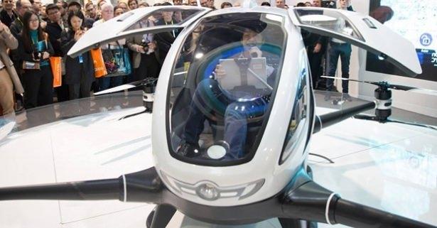 <p>Ocak ayındaki Tüketici Elektroniği Fuarı'nda sergilenen prototip en çok konuşulan teknolojik ürünlerden biri olmayı başarmıştı.</p>
<p> </p>