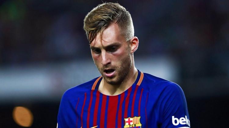 <p>DEULOFEU</p>
