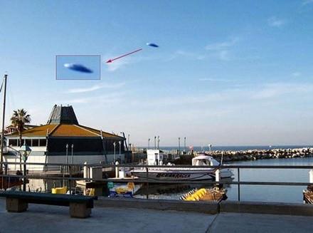 Sovyet gizli servisi KGB arşivinden çıktığı iddia edilen bu görüntülerdeki cismin UFO olup olmadığı tartışılıyor.