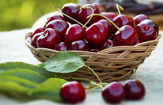 <p>Fosfor ihtiyacının %2’sini (21.0 mg) </p>
