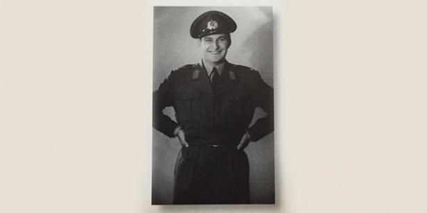 <p>Rahmi Koç 1955-58 yıllarında askerlik görevini yaparken</p>
<p> </p>